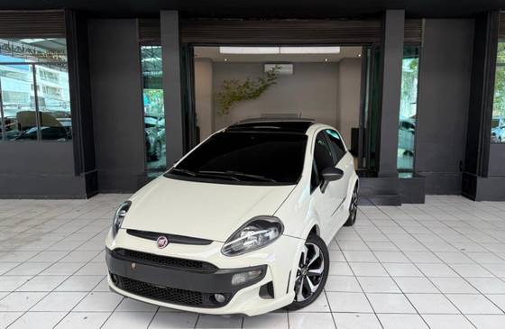 FIAT PUNTO 1.8 BLACKMOTION 16V FLEX 4P MANUAL
